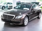 Bán Mercedes E200 2017, chạy 30km, xe mới 100%, ưu đãi tối đa