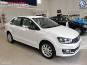 Bán Polo Sedan 2018 giá tốt - nhập khẩu chính hãng Volkswagen, hỗ trợ trả góp 90%/ hotline: 090.898.8862