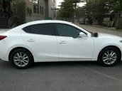 Bán Mazda 3 sản xuất năm 2017, màu trắng như mới 