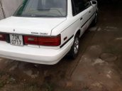 Cần bán xe Toyota Camry 1988, màu trắng giá cạnh tranh