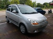 Gia đình bán lại xe Chevrolet Spark 2010, màu bạc