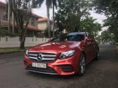 Cần bán gấp Mercedes E300 sản xuất năm 2017, màu đỏ chính chủ