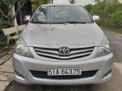 Cần bán xe Toyota Innova đời 2010, màu bạc chính chủ, 480 triệu