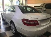 Cần bán lại xe Mercedes E350 năm sản xuất 2012, màu trắng