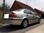 Cần tiền bán gấp BMW 318i, sản xuất 2005, màu bạc, nhà ít sử dụng