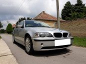 Cần tiền bán gấp BMW 318i, sản xuất 2005, màu bạc, nhà ít sử dụng