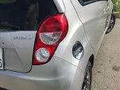 Cần bán gấp Chevrolet Spark LT 1.0 MT đời 2014, màu bạc  