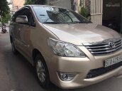 Bán Toyota Innova V đời 2013, màu vàng số tự động