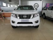 Bán xe Nissan Navara AT sản xuất 2018, màu trắng, 645tr