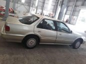 Cần bán xe Honda Accord năm 1987, màu vàng, giá chỉ 70 triệu