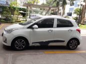 Cần bán xe Hyundai Grand i10 đời 2018, màu trắng