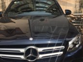 Chính chủ bán Mercedes GLC 300 sản xuất năm 2016, màu xanh lam