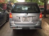 Cần bán gấp Toyota Innova đời 2010, màu bạc, 445 triệu