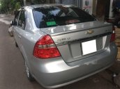 Cần bán gấp Chevrolet Aveo năm sản xuất 2017, màu bạc như mới