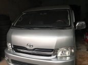 Cần bán gấp Toyota Hiace sản xuất năm 2009, màu bạc xe gia đình, giá chỉ 355 triệu