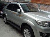 Bán Toyota Fortuner 2.7V 4x2 AT sản xuất 2012, màu bạc 