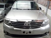 Bán Toyota Fortuner 2.7V 4x2 AT sản xuất 2012, màu bạc 