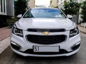 Gia đình bán Chevrolet Cruze LTZ đời 2017, màu trắng