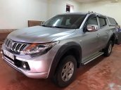 Cần bán xe Mitsubishi Triton AT năm 2016, màu bạc, xe nhập  