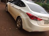 Cần bán xe Hyundai Elantra đời 2014, màu trắng, còn rất đẹp