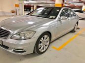 Cần bán Mercedes S400 đời 2010, màu bạc, giám đốc công ty cần bán