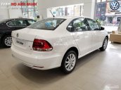 Bán xe Volkswagen Polo Sedan, màu xanh dương chính hãng, trả góp 90% nhận xe ngay/ hotline: 090.898.8862