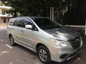 Bán Toyota Innova E đời 2015, màu bạc xe gia đình