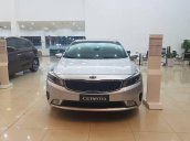 Cần bán xe Kia Cerato năm sản xuất 2018, màu bạc giá cạnh tranh