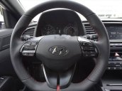 Bán Hyundai Elantra sản xuất 2018, giá cạnh tranh