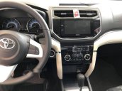 Cần bán lại xe Toyota Rush 1.5 AT đời 2018, màu trắng
