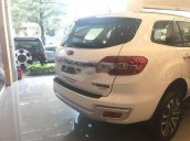 Cần bán xe Ford Everest đời 2018, màu trắng, giá tốt