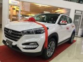 Cần bán Hyundai Tucson 2.0 AT năm sản xuất 2018, màu trắng, giá tốt