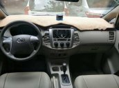 Cần bán lại xe Toyota Innova 2.0 G đời 2012, màu bạc