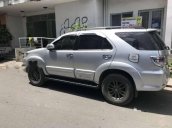 Cần bán lại xe Toyota Fortuner năm 2013, màu bạc