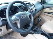 Cần bán Toyota Fortuner sản xuất năm 2016, màu bạc còn mới, giá chỉ 887 triệu