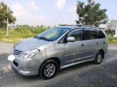 Bán xe Toyota Innova J  2006, màu bạc