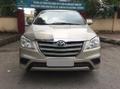 Cần bán xe Toyota Innova 15 số sàn màu vàng cát cực đẹp