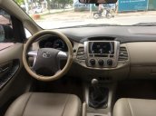 Cần bán xe Toyota Innova 15 số sàn màu vàng cát cực đẹp