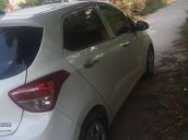 Cần bán gấp Hyundai Grand i10 sản xuất năm 2015, màu trắng, nhập khẩu nguyên chiếc  