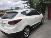 Cần bán xe Hyundai Tucson sản xuất 2010, xe gia đình chính chủ còn rất mới