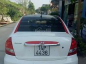 Cần bán xe Hyundai Verna 1.4 MT sản xuất 2010, còn rất mới