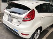 Cần bán xe Ford Fiesta 1.6 AT Sport sản xuất 2011, màu trắng