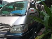 Cần bán gấp Toyota Hiace đời 2003, màu bạc giá cạnh tranh