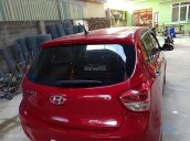 Cần bán xe Hyundai Grand i10 sản xuất năm 2016, màu đỏ, nhập khẩu