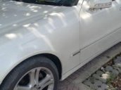 Cần bán gấp Mercedes E200 Komressor S sản xuất 2007, màu trắng số tự động