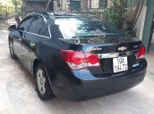 Cần bán xe Chevrolet Cruze MT sản xuất năm 2010, màu đen xe gia đình