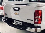 Cần bán xe Chevrolet Colorado đời 2018, màu trắng giá cạnh tranh