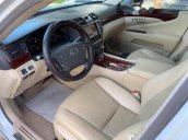 Cần bán lại xe Lexus LS 460L đời 2010, màu trắng, xe nhập