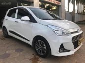 Bán xe Hyundai Grand i10 1.2 đời 2018, màu trắng chính chủ, 425 triệu