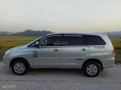 Bán xe Toyota Innova G sản xuất năm 2010, màu bạc, số tay, đã đi 10 vạn km